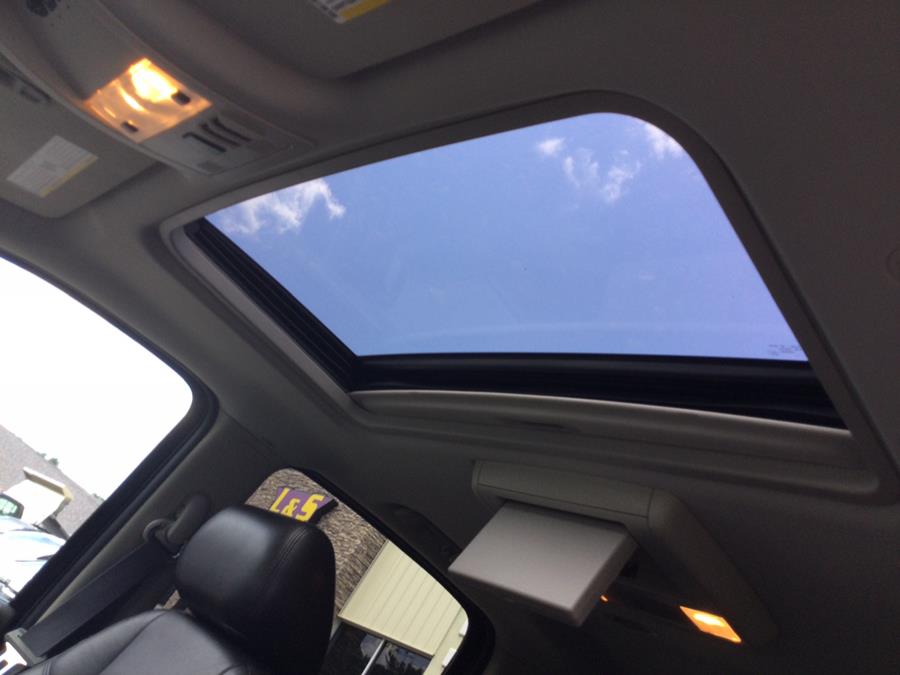 2014 Chevrolet Suburban 4WD 4dr LTZ, available for sale in Plantsville, Connecticut | L&S Automotive LLC. Plantsville, Connecticut 2014 Chevrolet Suburban 4WD 4dr LTZ, available for sale in Plantsville, Connecticut | L&S Automotive LLC. Plantsville, Connecticut