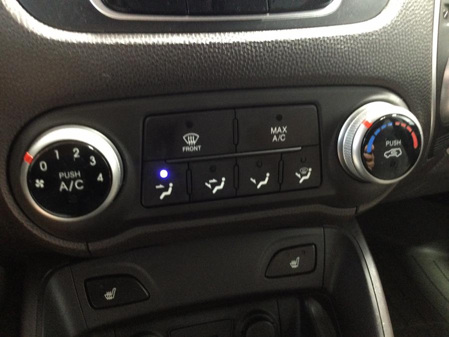 2013 Hyundai Tucson AWD 4dr Auto GLS PZEV, available for sale in Plantsville, Connecticut | L&S Automotive LLC. Plantsville, Connecticut 2013 Hyundai Tucson AWD 4dr Auto GLS PZEV, available for sale in Plantsville, Connecticut | L&S Automotive LLC. Plantsville, Connecticut