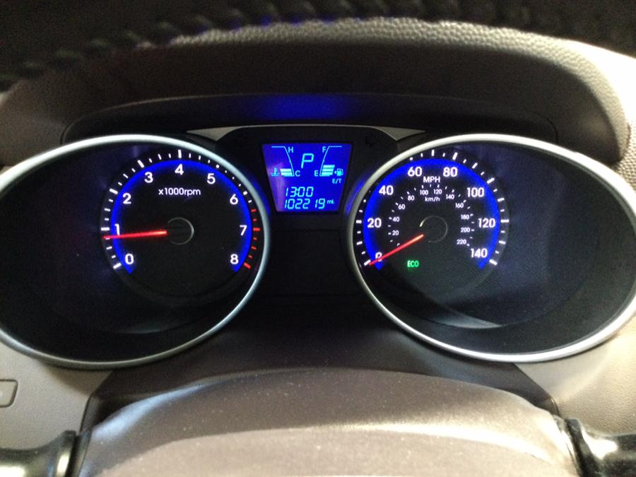 2013 Hyundai Tucson AWD 4dr Auto GLS PZEV, available for sale in Plantsville, Connecticut | L&S Automotive LLC. Plantsville, Connecticut 2013 Hyundai Tucson AWD 4dr Auto GLS PZEV, available for sale in Plantsville, Connecticut | L&S Automotive LLC. Plantsville, Connecticut