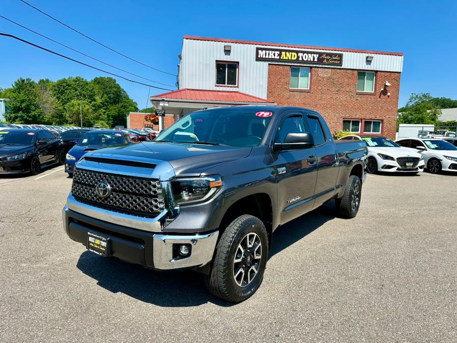 Used 2019 Toyota Tundra 4WD in South Windsor, Connecticut | Mike And Tony Auto Sales, Inc. South Windsor, Connecticut