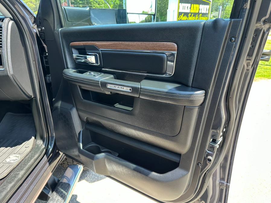 2018 Ram 2500 Laramie 4x4 Crew Cab 6''4" Box, available for sale in South Windsor, Connecticut | Mike And Tony Auto Sales, Inc. South Windsor, Connecticut 2018 Ram 2500 Laramie 4x4 Crew Cab 6''4" Box, available for sale in South Windsor, Connecticut | Mike And Tony Auto Sales, Inc. South Windsor, Connecticut
