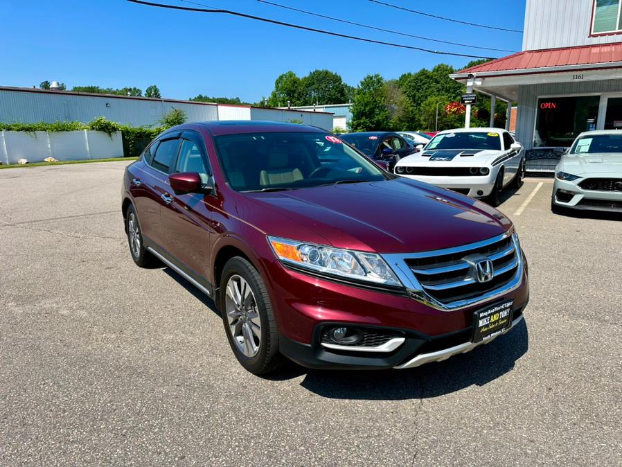 2013 Honda Crosstour 2WD V6 5dr EX-L, available for sale in South Windsor, Connecticut | Mike And Tony Auto Sales, Inc. South Windsor, Connecticut 2013 Honda Crosstour 2WD V6 5dr EX-L, available for sale in South Windsor, Connecticut | Mike And Tony Auto Sales, Inc. South Windsor, Connecticut