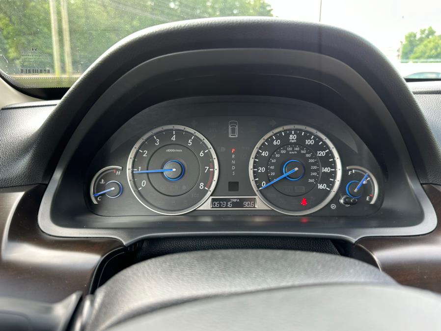 2013 Honda Crosstour 2WD V6 5dr EX-L, available for sale in South Windsor, Connecticut | Mike And Tony Auto Sales, Inc. South Windsor, Connecticut 2013 Honda Crosstour 2WD V6 5dr EX-L, available for sale in South Windsor, Connecticut | Mike And Tony Auto Sales, Inc. South Windsor, Connecticut