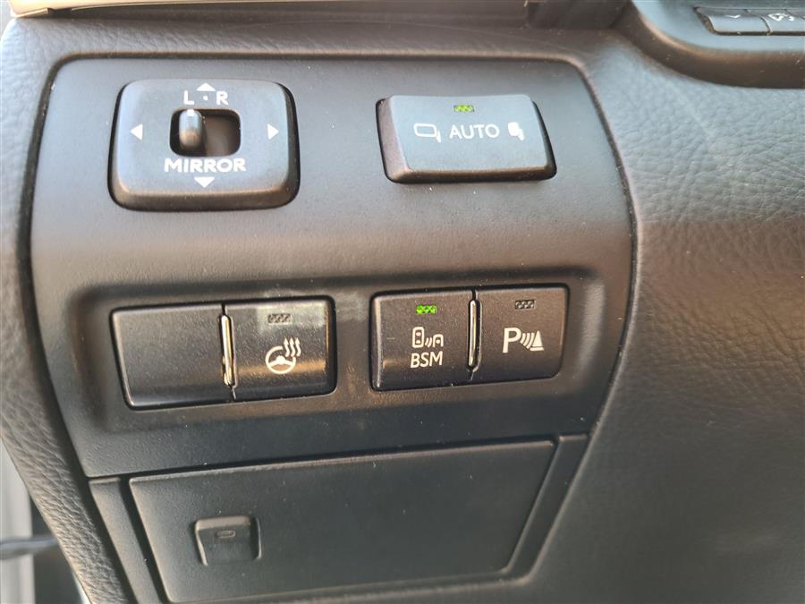 2015 Lexus LS 460 4dr Sdn Crafted Line AWD, available for sale in Canton, Connecticut | Lava Motors. Canton, Connecticut 2015 Lexus LS 460 4dr Sdn Crafted Line AWD, available for sale in Canton, Connecticut | Lava Motors. Canton, Connecticut