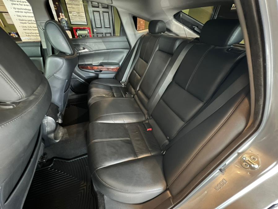 2011 Honda Accord Crosstour 4WD 5dr EX-L, available for sale in West Hartford, Connecticut | AutoMax. West Hartford, Connecticut 2011 Honda Accord Crosstour 4WD 5dr EX-L, available for sale in West Hartford, Connecticut | AutoMax. West Hartford, Connecticut