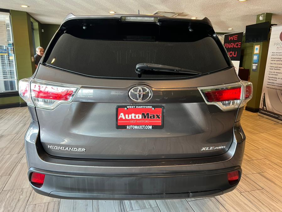 2014 Toyota Highlander AWD 4dr V6 XLE (Natl), available for sale in West Hartford, Connecticut | AutoMax. West Hartford, Connecticut 2014 Toyota Highlander AWD 4dr V6 XLE (Natl), available for sale in West Hartford, Connecticut | AutoMax. West Hartford, Connecticut
