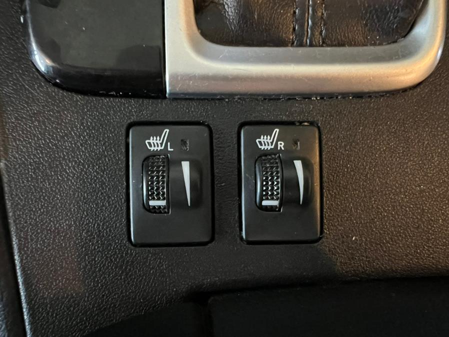 2014 Toyota Highlander AWD 4dr V6 XLE (Natl), available for sale in West Hartford, Connecticut | AutoMax. West Hartford, Connecticut 2014 Toyota Highlander AWD 4dr V6 XLE (Natl), available for sale in West Hartford, Connecticut | AutoMax. West Hartford, Connecticut