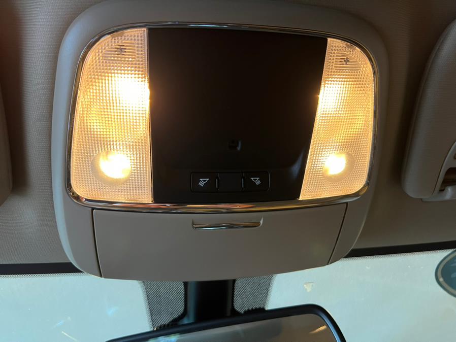2015 Jeep Grand Cherokee 4WD 4dr Altitude, available for sale in West Hartford, Connecticut | AutoMax. West Hartford, Connecticut 2015 Jeep Grand Cherokee 4WD 4dr Altitude, available for sale in West Hartford, Connecticut | AutoMax. West Hartford, Connecticut