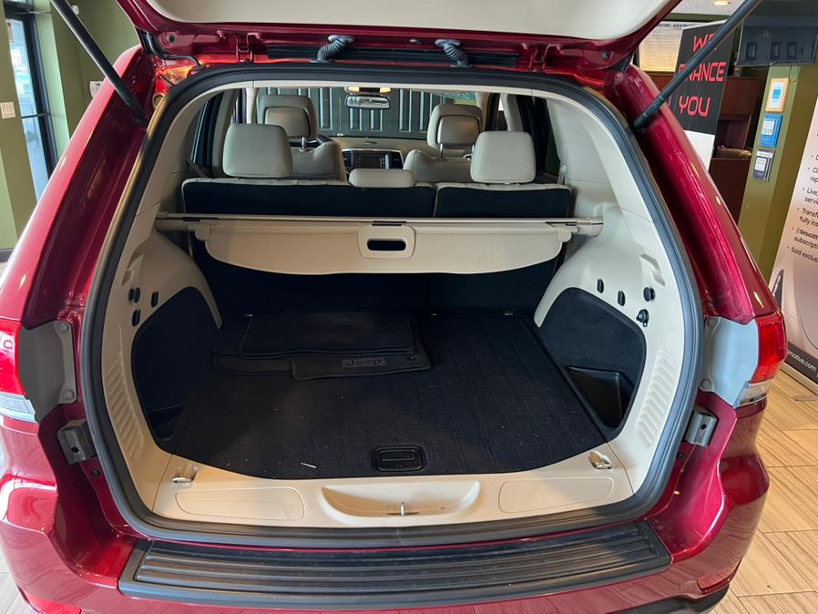 2015 Jeep Grand Cherokee 4WD 4dr Altitude, available for sale in West Hartford, Connecticut | AutoMax. West Hartford, Connecticut 2015 Jeep Grand Cherokee 4WD 4dr Altitude, available for sale in West Hartford, Connecticut | AutoMax. West Hartford, Connecticut