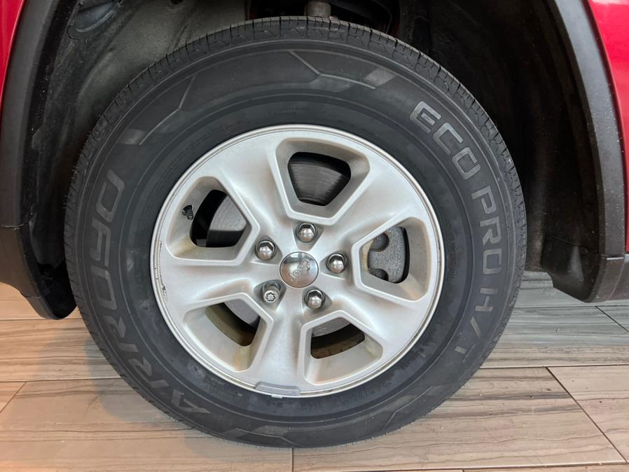 2015 Jeep Grand Cherokee 4WD 4dr Altitude, available for sale in West Hartford, Connecticut | AutoMax. West Hartford, Connecticut 2015 Jeep Grand Cherokee 4WD 4dr Altitude, available for sale in West Hartford, Connecticut | AutoMax. West Hartford, Connecticut