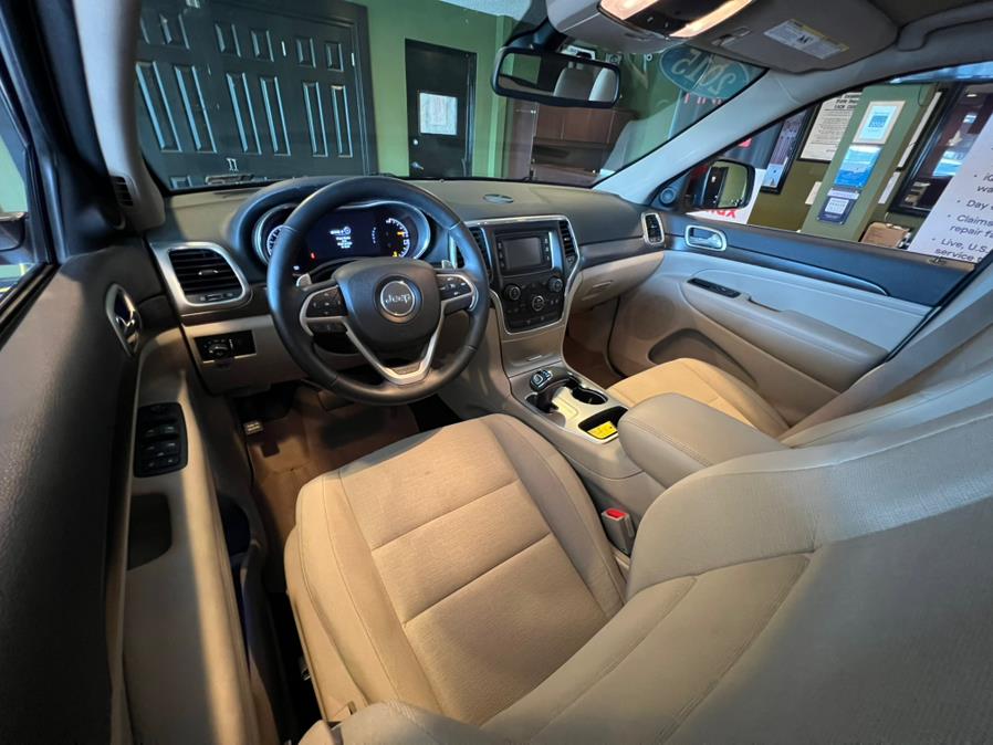 2015 Jeep Grand Cherokee 4WD 4dr Altitude, available for sale in West Hartford, Connecticut | AutoMax. West Hartford, Connecticut 2015 Jeep Grand Cherokee 4WD 4dr Altitude, available for sale in West Hartford, Connecticut | AutoMax. West Hartford, Connecticut
