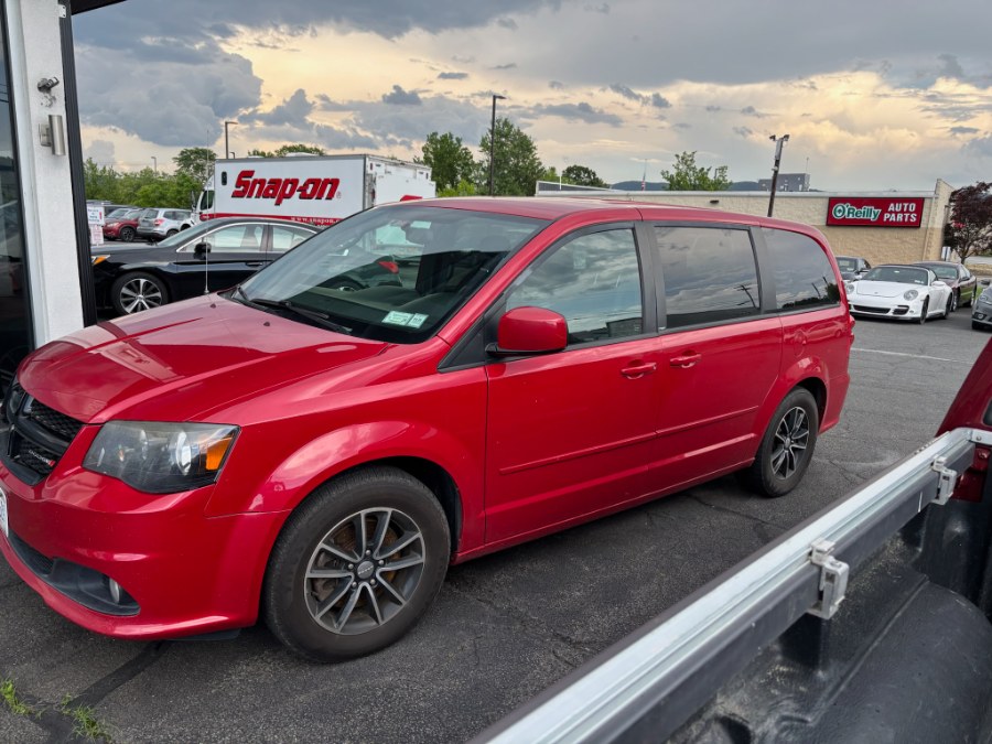 Used 2014 Dodge Grand Caravan in New Windsor, New York | Prestige Pre-Owned Motors Inc. New Windsor, New York