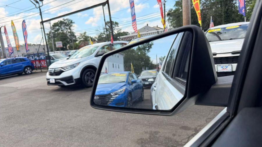 2016 GMC Acadia SLE-1 Sport Utility 4D, available for sale in Linden, New Jersey | Route 27 Auto Mall. Linden, New Jersey 2016 GMC Acadia SLE-1 Sport Utility 4D, available for sale in Linden, New Jersey | Route 27 Auto Mall. Linden, New Jersey