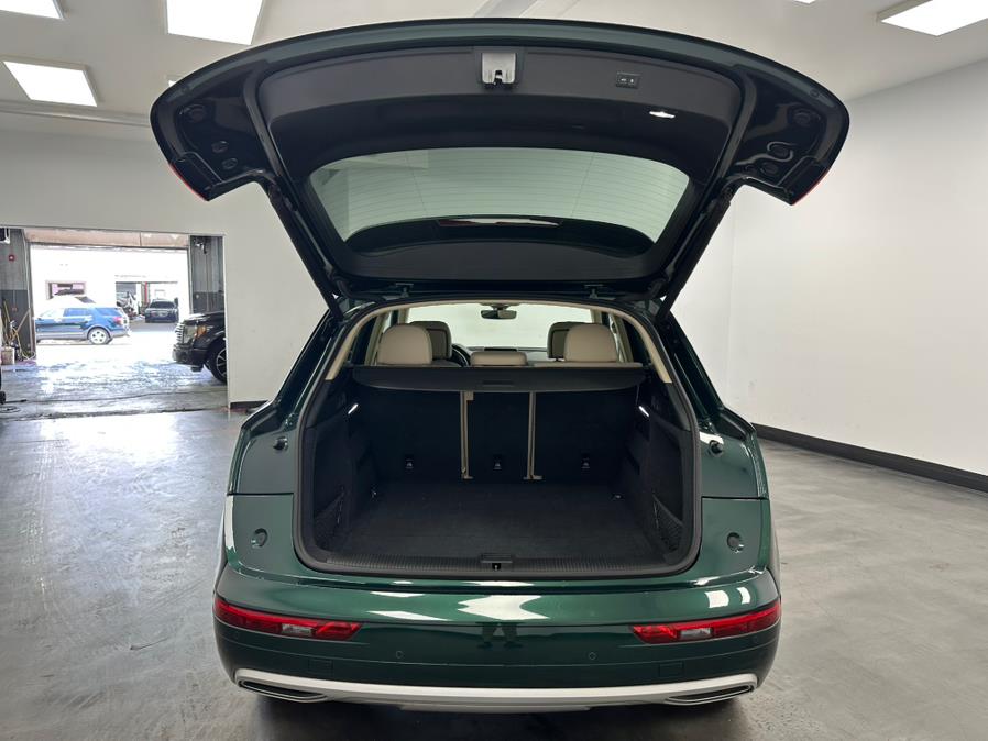 2018 Audi Q5 2.0 TFSI Tech Premium Plus, available for sale in Elizabeth, New Jersey | M Auto Group. Elizabeth, New Jersey 2018 Audi Q5 2.0 TFSI Tech Premium Plus, available for sale in Elizabeth, New Jersey | M Auto Group. Elizabeth, New Jersey