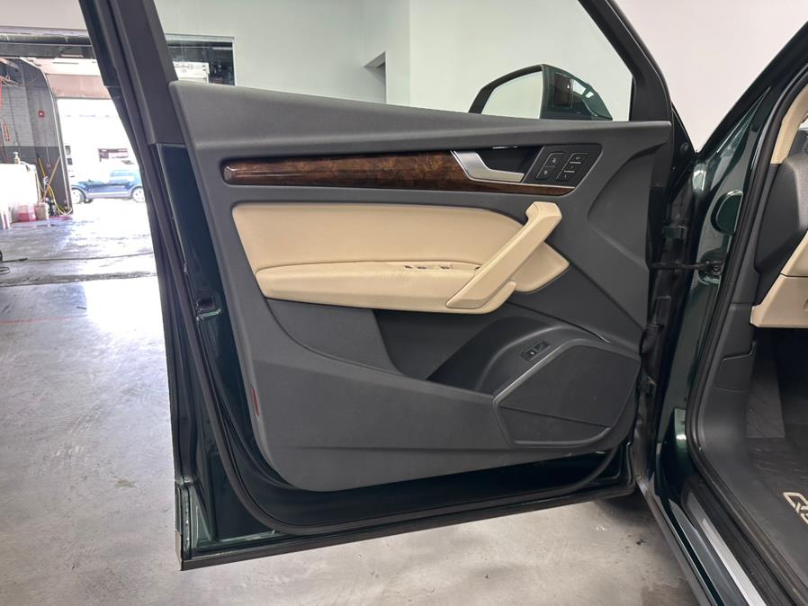 2018 Audi Q5 2.0 TFSI Tech Premium Plus, available for sale in Elizabeth, New Jersey | M Auto Group. Elizabeth, New Jersey 2018 Audi Q5 2.0 TFSI Tech Premium Plus, available for sale in Elizabeth, New Jersey | M Auto Group. Elizabeth, New Jersey