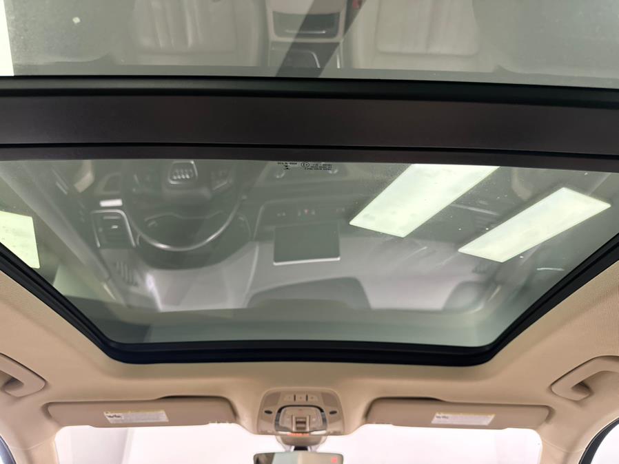 2018 Audi Q5 2.0 TFSI Tech Premium Plus, available for sale in Elizabeth, New Jersey | M Auto Group. Elizabeth, New Jersey 2018 Audi Q5 2.0 TFSI Tech Premium Plus, available for sale in Elizabeth, New Jersey | M Auto Group. Elizabeth, New Jersey