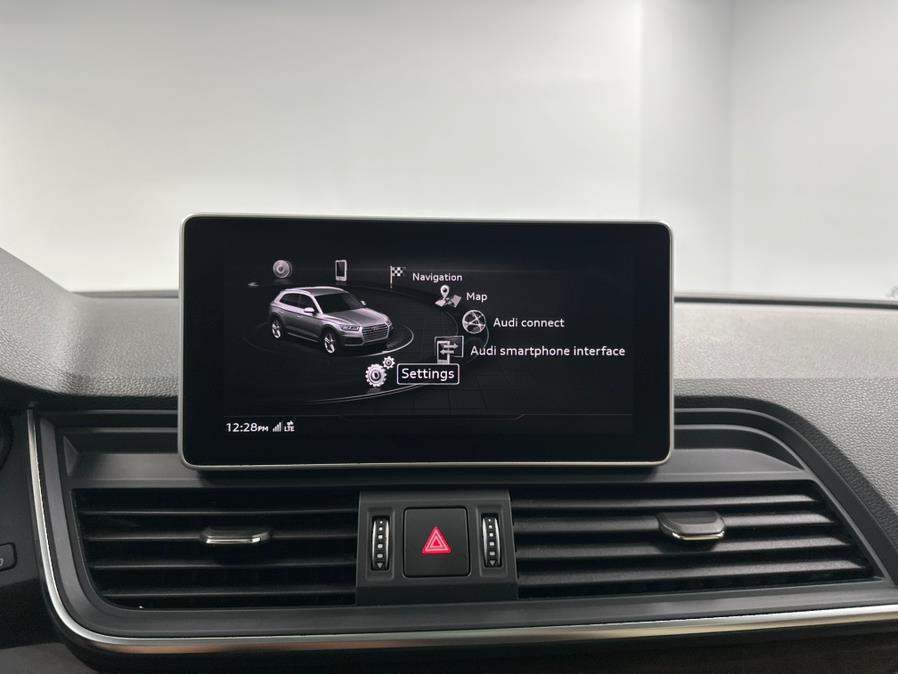2018 Audi Q5 2.0 TFSI Tech Premium Plus, available for sale in Elizabeth, New Jersey | M Auto Group. Elizabeth, New Jersey 2018 Audi Q5 2.0 TFSI Tech Premium Plus, available for sale in Elizabeth, New Jersey | M Auto Group. Elizabeth, New Jersey