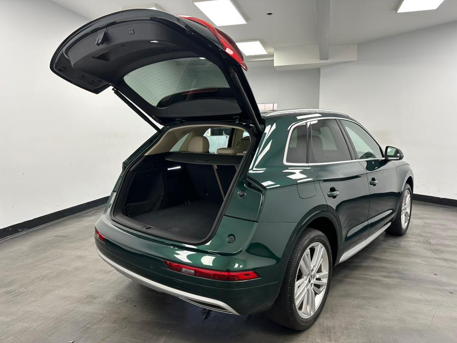 2018 Audi Q5 2.0 TFSI Tech Premium Plus, available for sale in Elizabeth, New Jersey | M Auto Group. Elizabeth, New Jersey 2018 Audi Q5 2.0 TFSI Tech Premium Plus, available for sale in Elizabeth, New Jersey | M Auto Group. Elizabeth, New Jersey