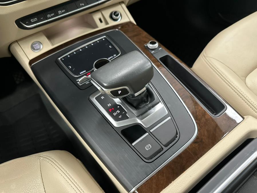 2018 Audi Q5 2.0 TFSI Tech Premium Plus, available for sale in Elizabeth, New Jersey | M Auto Group. Elizabeth, New Jersey 2018 Audi Q5 2.0 TFSI Tech Premium Plus, available for sale in Elizabeth, New Jersey | M Auto Group. Elizabeth, New Jersey