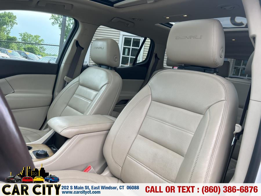 2017 GMC Acadia AWD 4dr Denali, available for sale in East Windsor, Connecticut | Car City LLC. East Windsor, Connecticut 2017 GMC Acadia AWD 4dr Denali, available for sale in East Windsor, Connecticut | Car City LLC. East Windsor, Connecticut