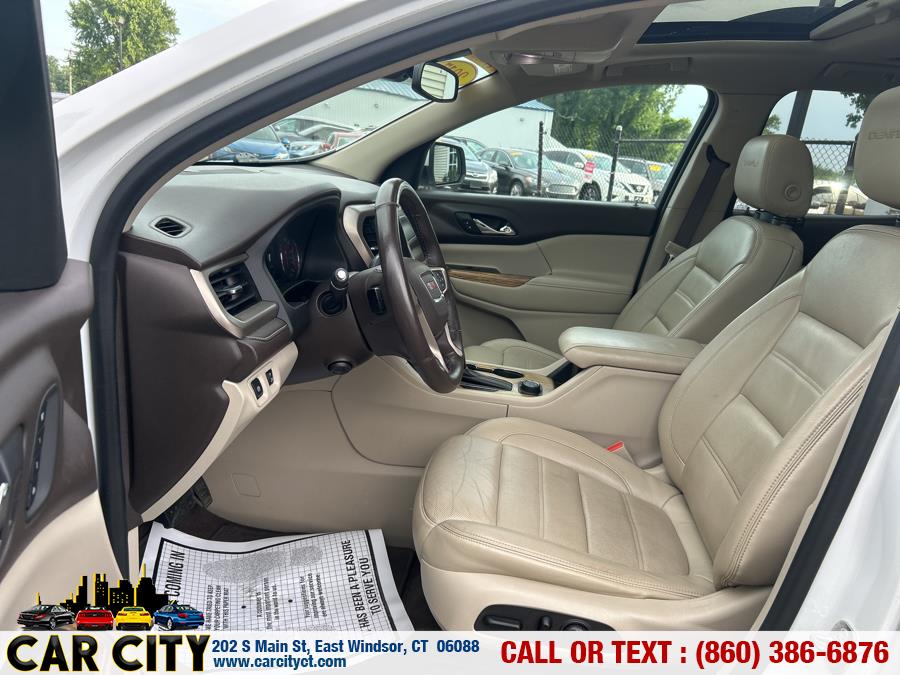 2017 GMC Acadia AWD 4dr Denali, available for sale in East Windsor, Connecticut | Car City LLC. East Windsor, Connecticut 2017 GMC Acadia AWD 4dr Denali, available for sale in East Windsor, Connecticut | Car City LLC. East Windsor, Connecticut