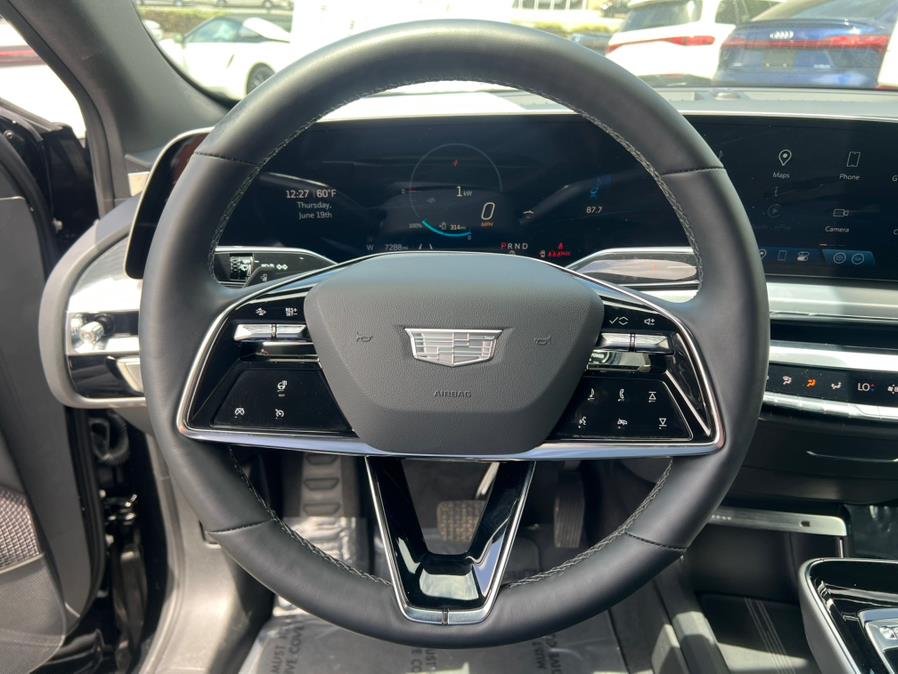 2024 Cadillac LYRIQ Luxury 450E RWD, available for sale in Daly City, California | Green Light Auto Wholesale. Daly City, California 2024 Cadillac LYRIQ Luxury 450E RWD, available for sale in Daly City, California | Green Light Auto Wholesale. Daly City, California