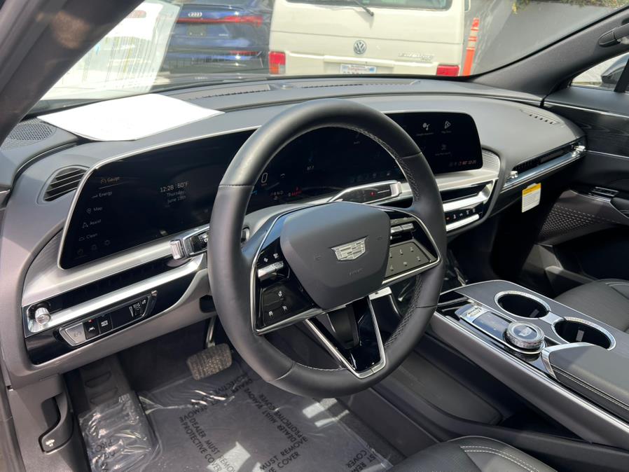 2024 Cadillac LYRIQ Luxury 450E RWD, available for sale in Daly City, California | Green Light Auto Wholesale. Daly City, California 2024 Cadillac LYRIQ Luxury 450E RWD, available for sale in Daly City, California | Green Light Auto Wholesale. Daly City, California