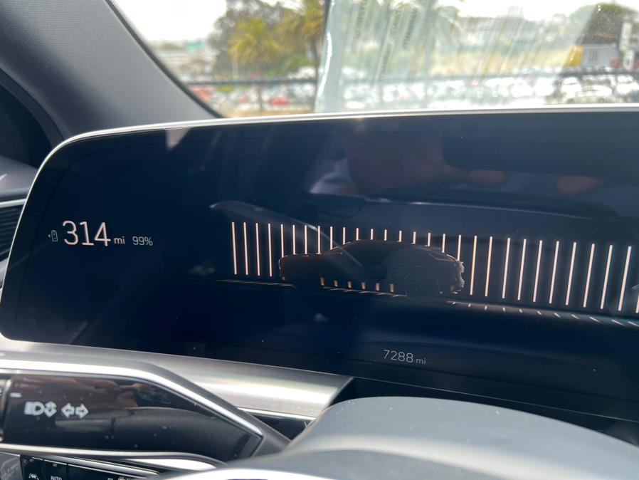 2024 Cadillac LYRIQ Luxury 450E RWD, available for sale in Daly City, California | Green Light Auto Wholesale. Daly City, California 2024 Cadillac LYRIQ Luxury 450E RWD, available for sale in Daly City, California | Green Light Auto Wholesale. Daly City, California