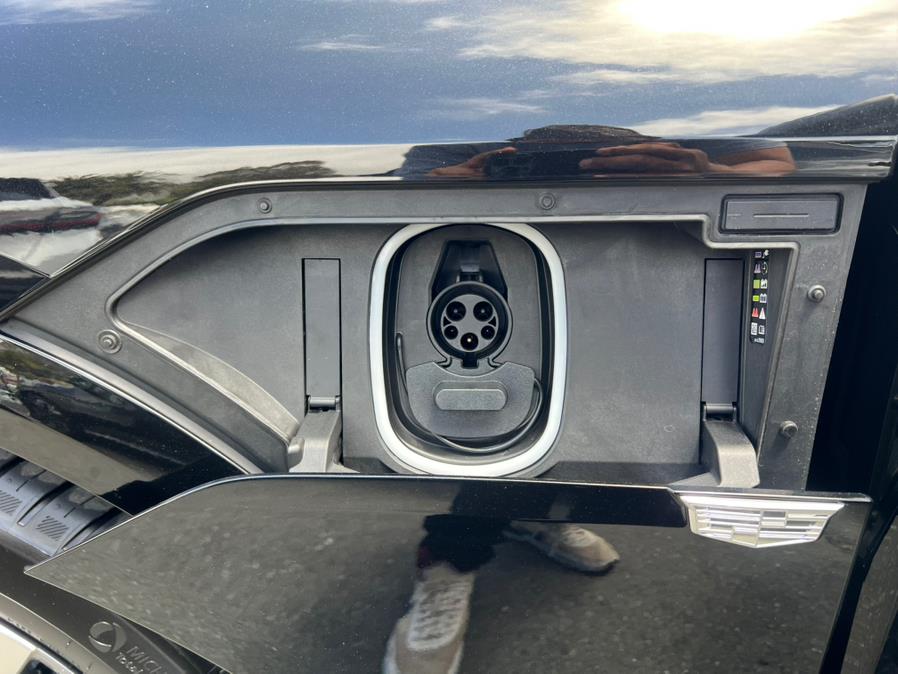 2024 Cadillac LYRIQ Luxury 450E RWD, available for sale in Daly City, California | Green Light Auto Wholesale. Daly City, California 2024 Cadillac LYRIQ Luxury 450E RWD, available for sale in Daly City, California | Green Light Auto Wholesale. Daly City, California
