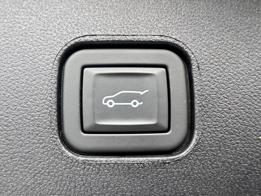 2024 Cadillac LYRIQ Luxury 450E RWD, available for sale in Daly City, California | Green Light Auto Wholesale. Daly City, California 2024 Cadillac LYRIQ Luxury 450E RWD, available for sale in Daly City, California | Green Light Auto Wholesale. Daly City, California