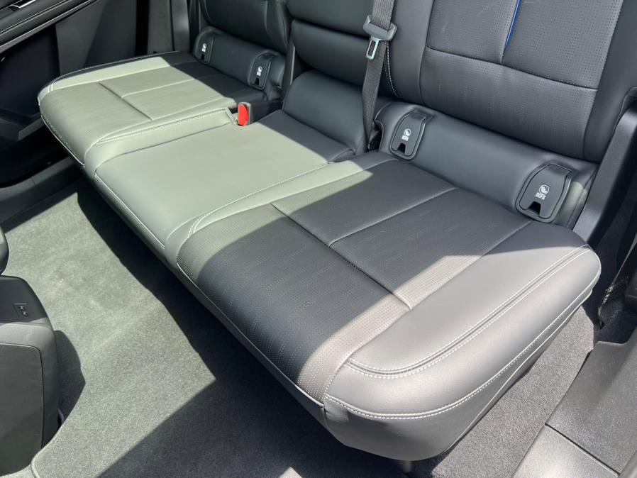 2024 Cadillac LYRIQ Luxury 450E RWD, available for sale in Daly City, California | Green Light Auto Wholesale. Daly City, California 2024 Cadillac LYRIQ Luxury 450E RWD, available for sale in Daly City, California | Green Light Auto Wholesale. Daly City, California
