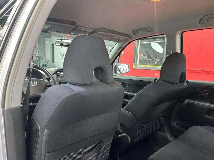 2005 Honda Cr-v LX Sport Utility 4D, available for sale in Garfield, New Jersey | Urban Motors Collection. Garfield, New Jersey 2005 Honda Cr-v LX Sport Utility 4D, available for sale in Garfield, New Jersey | Urban Motors Collection. Garfield, New Jersey