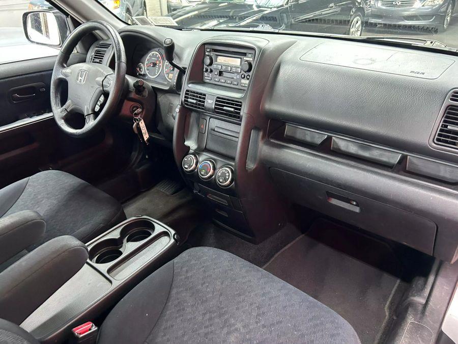 2005 Honda Cr-v LX Sport Utility 4D, available for sale in Garfield, New Jersey | Urban Motors Collection. Garfield, New Jersey 2005 Honda Cr-v LX Sport Utility 4D, available for sale in Garfield, New Jersey | Urban Motors Collection. Garfield, New Jersey