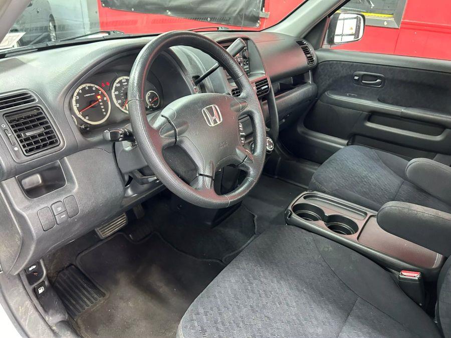 2005 Honda Cr-v LX Sport Utility 4D, available for sale in Garfield, New Jersey | Urban Motors Collection. Garfield, New Jersey 2005 Honda Cr-v LX Sport Utility 4D, available for sale in Garfield, New Jersey | Urban Motors Collection. Garfield, New Jersey