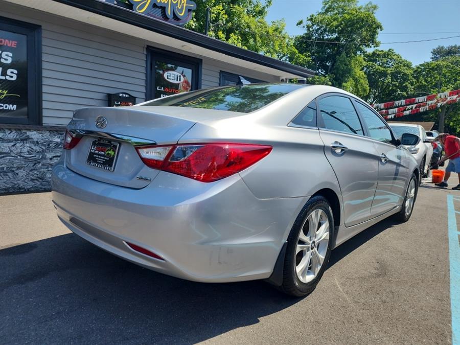 2013 Hyundai Sonata 4dr Sdn 2.4L Auto SE, available for sale in Islip, New York | L.I. Auto Gallery. Islip, New York 2013 Hyundai Sonata 4dr Sdn 2.4L Auto SE, available for sale in Islip, New York | L.I. Auto Gallery. Islip, New York