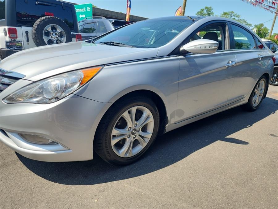 2013 Hyundai Sonata 4dr Sdn 2.4L Auto SE, available for sale in Islip, New York | L.I. Auto Gallery. Islip, New York 2013 Hyundai Sonata 4dr Sdn 2.4L Auto SE, available for sale in Islip, New York | L.I. Auto Gallery. Islip, New York