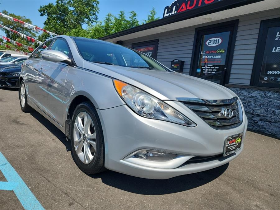 2013 Hyundai Sonata 4dr Sdn 2.4L Auto SE, available for sale in Islip, New York | L.I. Auto Gallery. Islip, New York 2013 Hyundai Sonata 4dr Sdn 2.4L Auto SE, available for sale in Islip, New York | L.I. Auto Gallery. Islip, New York