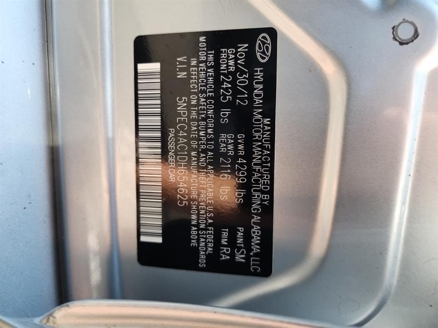 2013 Hyundai Sonata 4dr Sdn 2.4L Auto SE, available for sale in Islip, New York | L.I. Auto Gallery. Islip, New York 2013 Hyundai Sonata 4dr Sdn 2.4L Auto SE, available for sale in Islip, New York | L.I. Auto Gallery. Islip, New York