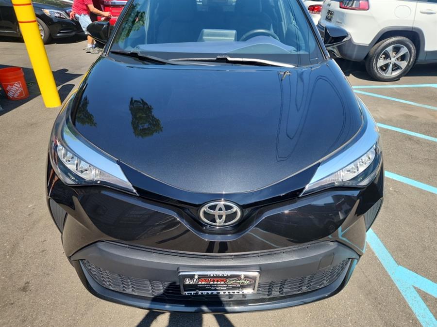 2020 Toyota C-HR LE FWD (Natl), available for sale in Islip, New York | L.I. Auto Gallery. Islip, New York 2020 Toyota C-HR LE FWD (Natl), available for sale in Islip, New York | L.I. Auto Gallery. Islip, New York