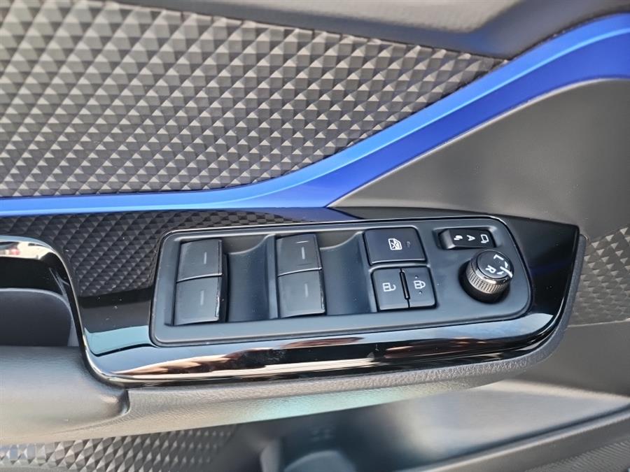 2020 Toyota C-HR LE FWD (Natl), available for sale in Islip, New York | L.I. Auto Gallery. Islip, New York 2020 Toyota C-HR LE FWD (Natl), available for sale in Islip, New York | L.I. Auto Gallery. Islip, New York