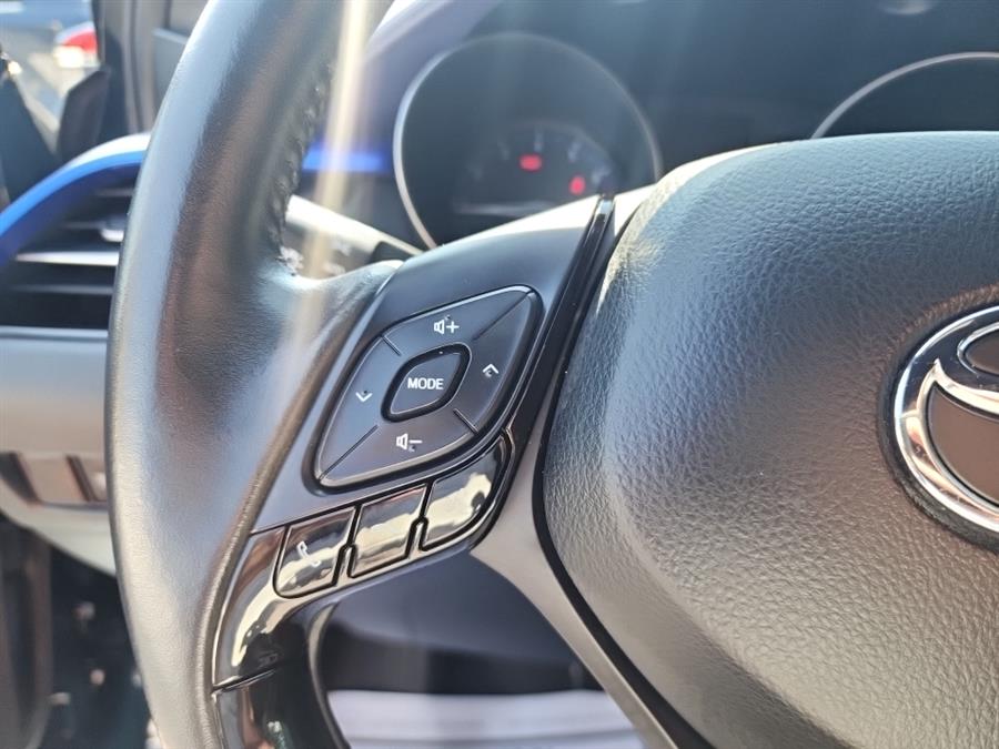 2020 Toyota C-HR LE FWD (Natl), available for sale in Islip, New York | L.I. Auto Gallery. Islip, New York 2020 Toyota C-HR LE FWD (Natl), available for sale in Islip, New York | L.I. Auto Gallery. Islip, New York