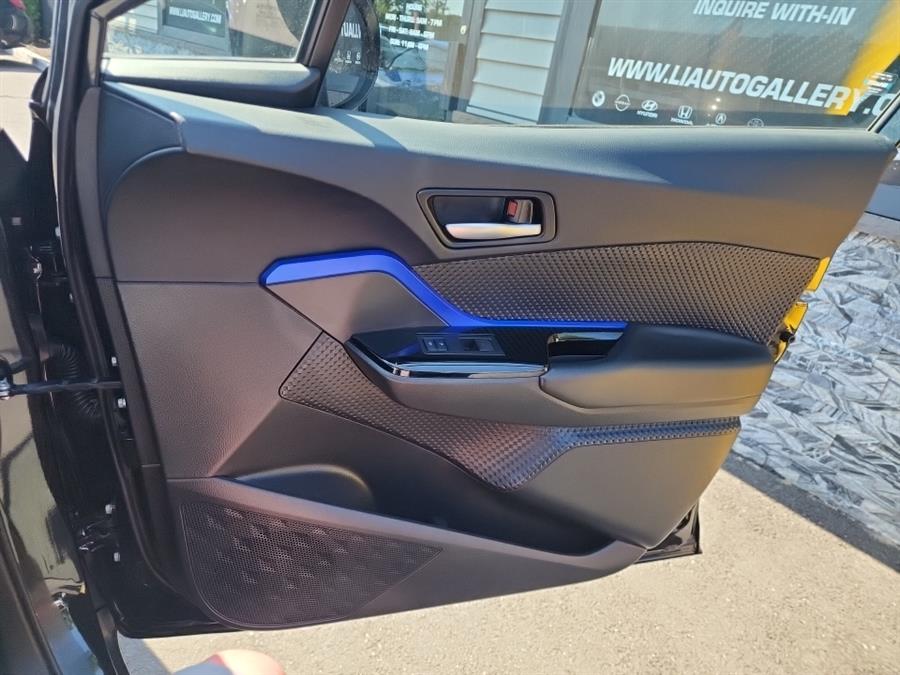 2020 Toyota C-HR LE FWD (Natl), available for sale in Islip, New York | L.I. Auto Gallery. Islip, New York 2020 Toyota C-HR LE FWD (Natl), available for sale in Islip, New York | L.I. Auto Gallery. Islip, New York