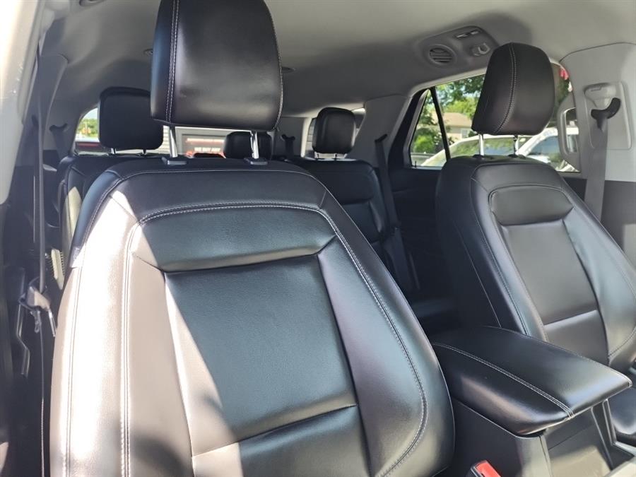 2022 Ford Explorer XLT 4WD, available for sale in Islip, New York | L.I. Auto Gallery. Islip, New York 2022 Ford Explorer XLT 4WD, available for sale in Islip, New York | L.I. Auto Gallery. Islip, New York