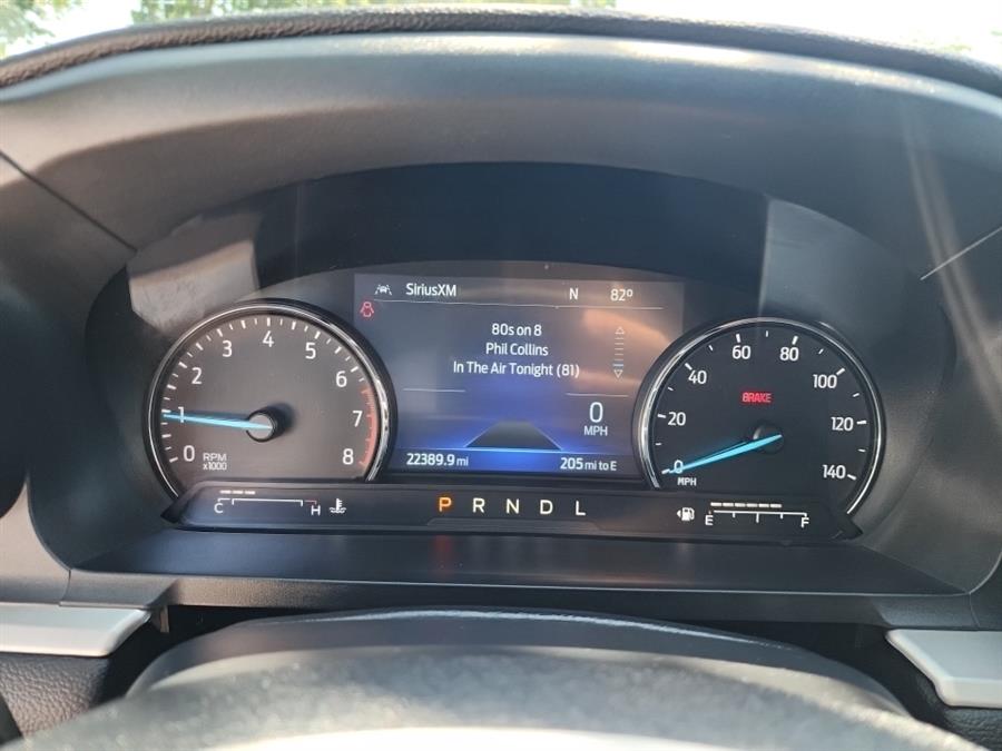 2022 Ford Explorer XLT 4WD, available for sale in Islip, New York | L.I. Auto Gallery. Islip, New York 2022 Ford Explorer XLT 4WD, available for sale in Islip, New York | L.I. Auto Gallery. Islip, New York