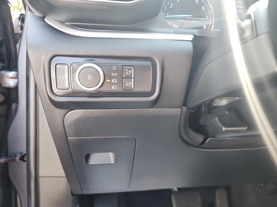 2022 Ford Explorer XLT 4WD, available for sale in Islip, New York | L.I. Auto Gallery. Islip, New York 2022 Ford Explorer XLT 4WD, available for sale in Islip, New York | L.I. Auto Gallery. Islip, New York