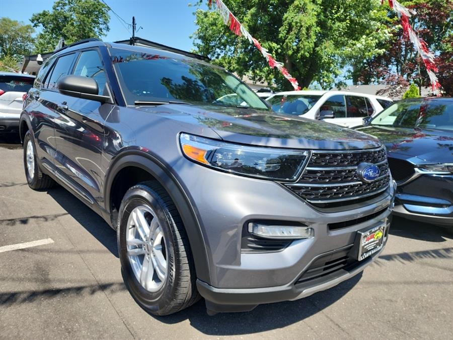 2022 Ford Explorer XLT 4WD, available for sale in Islip, New York | L.I. Auto Gallery. Islip, New York 2022 Ford Explorer XLT 4WD, available for sale in Islip, New York | L.I. Auto Gallery. Islip, New York
