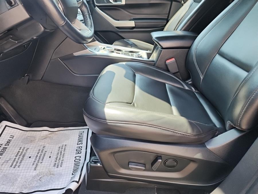 2022 Ford Explorer XLT 4WD, available for sale in Islip, New York | L.I. Auto Gallery. Islip, New York 2022 Ford Explorer XLT 4WD, available for sale in Islip, New York | L.I. Auto Gallery. Islip, New York