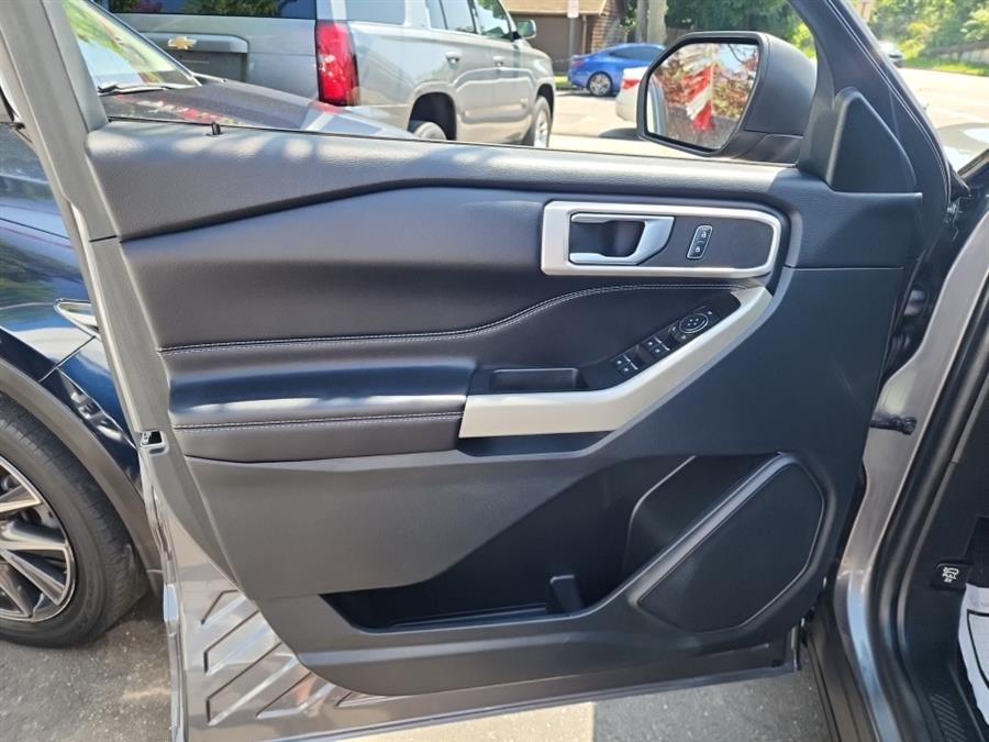 2022 Ford Explorer XLT 4WD, available for sale in Islip, New York | L.I. Auto Gallery. Islip, New York 2022 Ford Explorer XLT 4WD, available for sale in Islip, New York | L.I. Auto Gallery. Islip, New York