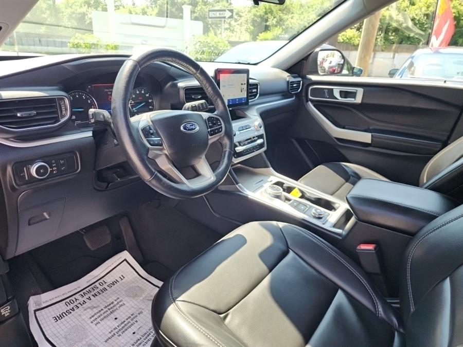 2022 Ford Explorer XLT 4WD, available for sale in Islip, New York | L.I. Auto Gallery. Islip, New York 2022 Ford Explorer XLT 4WD, available for sale in Islip, New York | L.I. Auto Gallery. Islip, New York