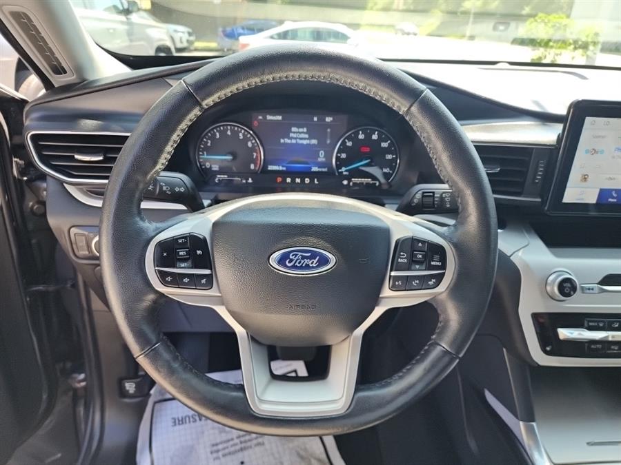 2022 Ford Explorer XLT 4WD, available for sale in Islip, New York | L.I. Auto Gallery. Islip, New York 2022 Ford Explorer XLT 4WD, available for sale in Islip, New York | L.I. Auto Gallery. Islip, New York